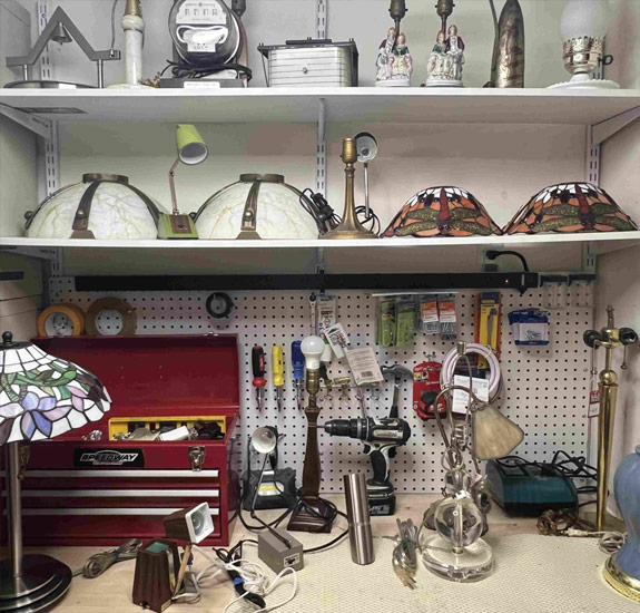 Lighting repair workshop